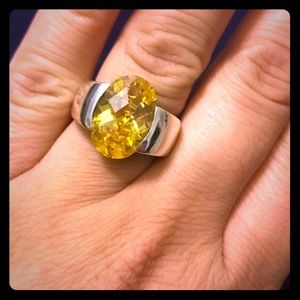 Sterling silver ring 925 with topaz yellow stone
